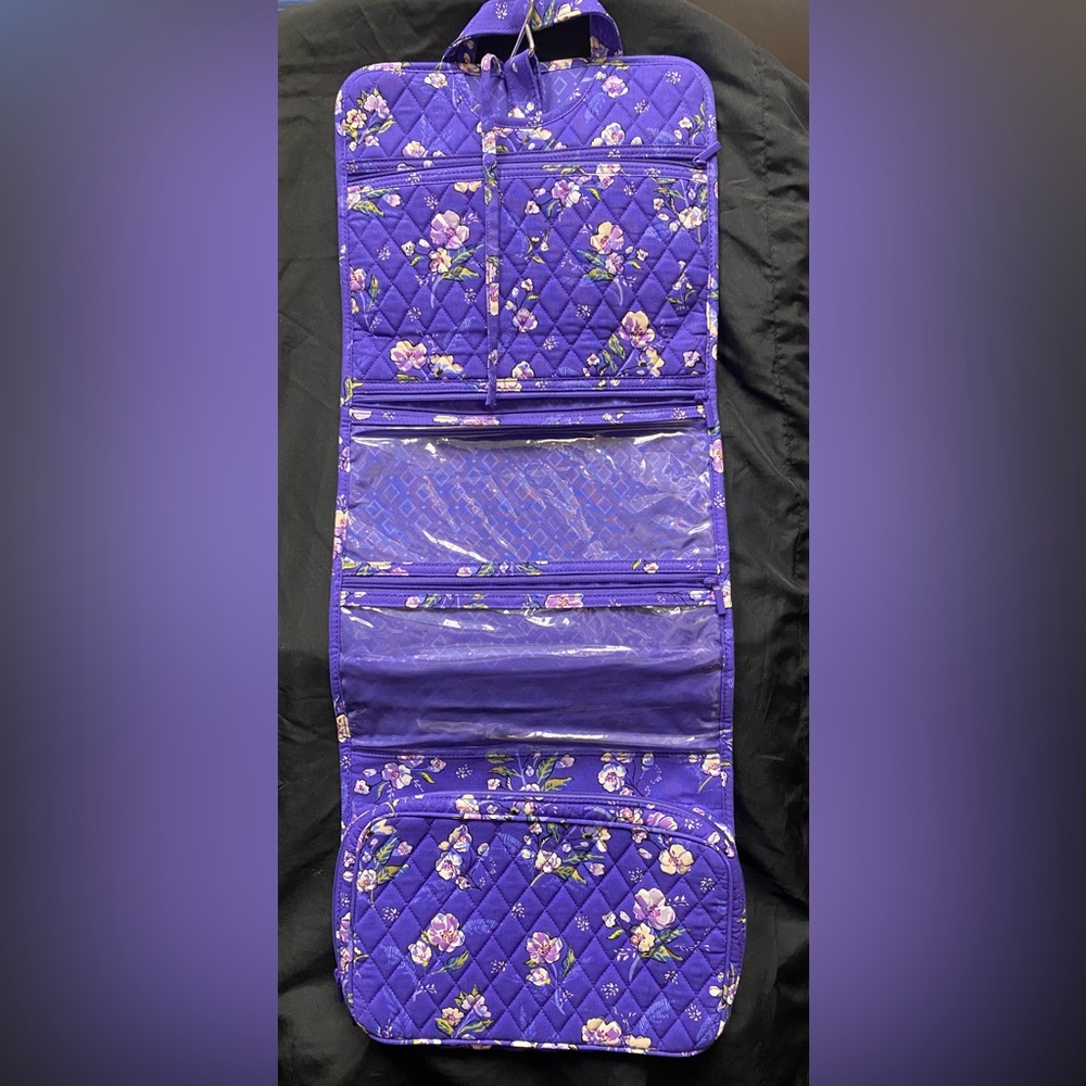 Vera Bradley Hanging Travel Organizer. New, Without Tags. - Picture 10 of 10